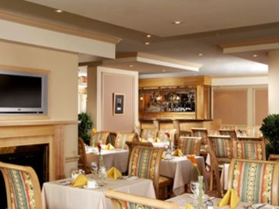 Four Points By Sheraton Toronto Lakeshore Buitenkant foto
